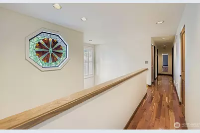 17012 SE 40th Court, Bellevue, WA 98008 - Photo 28