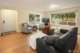 240 Janet Ave N, North Bend, WA 98045 - Photo 6