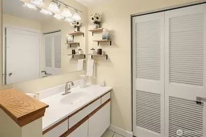 240 Janet Ave N, North Bend, WA 98045 - Photo 16