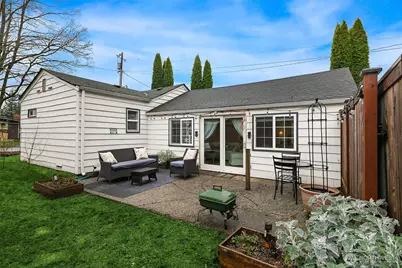 240 Janet Ave N, North Bend, WA 98045 - Photo 22