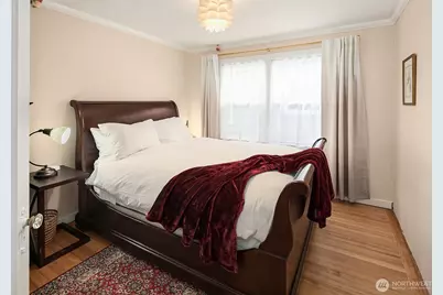 240 Janet Ave N, North Bend, WA 98045 - Photo 14