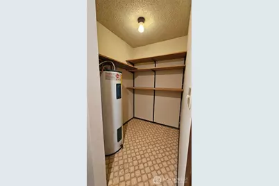 4737 W Lake Sammamish Pkwy SE #A208, Issaquah, WA 98027 - Photo 8