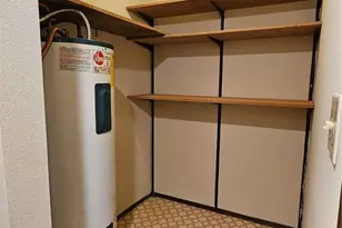 4737 W Lake Sammamish Pkwy SE, Issaquah, WA 98027 - Photo 8