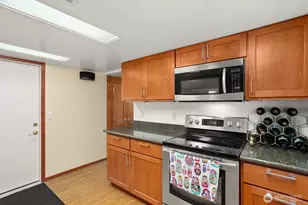 3542 43rd Ave W, Seattle, WA 98199 - Photo 24