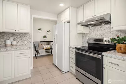 3030 80th Avenue SE #306, Mercer Island, WA 98040 - Photo 12