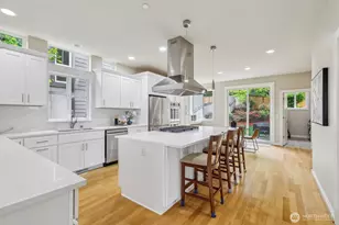 721 Lingering Pine Dr NW, Issaquah, WA 98027 - Photo 16