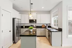 24015 221st Ln SE, Maple Valley, WA 98038 - Photo 8