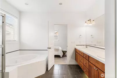 24015 221st Lane SE, Maple Valley, WA 98038 - Photo 16