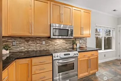 18592 Rainier View Road SE, Monroe, WA 98272 - Photo 8