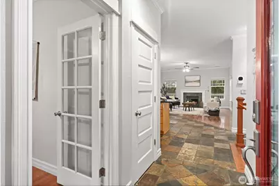 18592 Rainier View Road SE, Monroe, WA 98272 - Photo 4