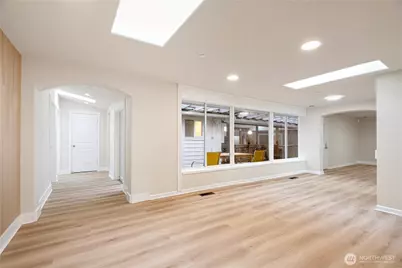 15520 30th Avenue NE, Shoreline, WA 98155 - Photo 12