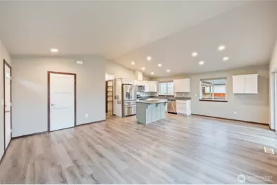 438 S Kansas Loop, East Wenatchee, WA 98802 - Photo 10