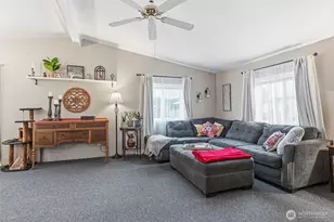 129 Arlington Pl, Longview, WA 98632 - Photo 4