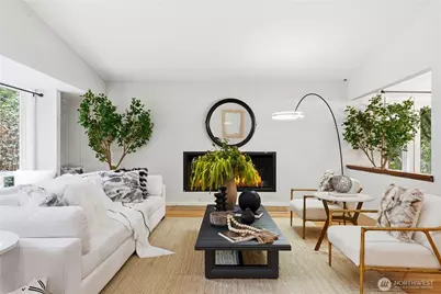 2431 Evergreen Point Rd, Medina, WA 98039 - Photo 18