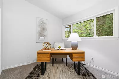 2431 Evergreen Point Rd, Medina, WA 98039 - Photo 22