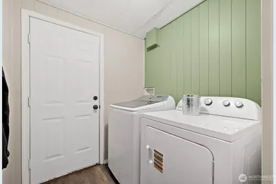 16503 Village Drive SE, Rainier, WA 98576 - Photo 18