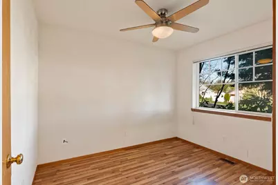 2209 25th Street, Anacortes, WA 98221 - Photo 20