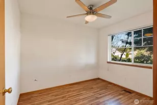 2209 25th St, Anacortes, WA 98221 - Photo 20