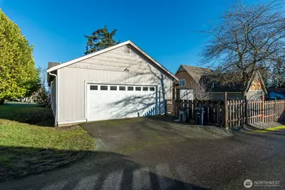 2209 25th Street, Anacortes, WA 98221 - Photo 22