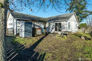 2209 25th St, Anacortes, WA 98221 - Photo 24