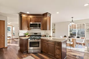 2209 25th St, Anacortes, WA 98221 - Photo 14