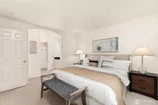 18501 SE Newport Way, Issaquah, WA 98027 - Photo 14