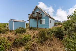 1272 Cutlass Ct, Ocean Shores, WA 98569 - Photo 38