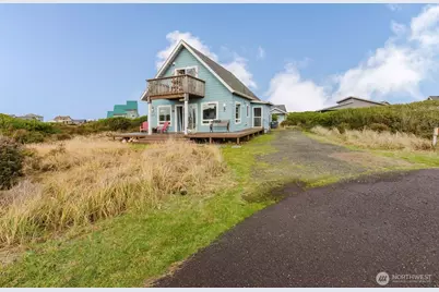 1272 Cutlass Court, Ocean Shores, WA 98569 - Photo 2