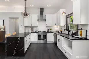 1403 SW Thistle St, Seattle, WA 98106 - Photo 12