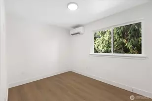 2349 NE 127th St, Seattle, WA 98125 - Photo 22