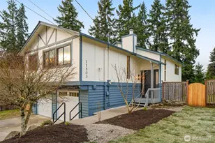 11503 Bartlett Ave NE, Seattle, WA 98125 - Photo 4