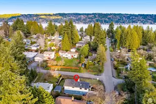 11503 Bartlett Ave NE, Seattle, WA 98125 - Photo 36