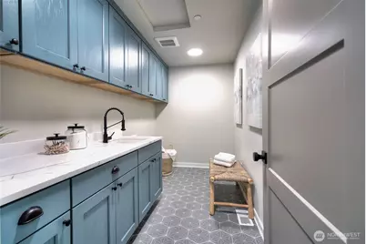 8722 128th Avenue NE, Kirkland, WA 98033 - Photo 32