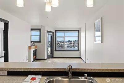 655 Crockett Street #B207, Seattle, WA 98109 - Photo 10