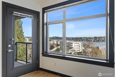 655 Crockett Street #B207, Seattle, WA 98109 - Photo 2