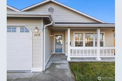 6418 105th Place NE, Marysville, WA 98270 - Photo 2
