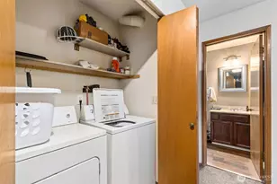 15215 Larch Way, Lynnwood, WA 98087 - Photo 20