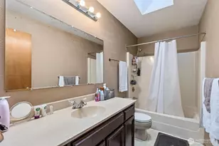 15215 Larch Way, Lynnwood, WA 98087 - Photo 24