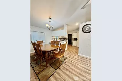 9065 Steele Creek Loop NE, Bremerton, WA 98311 - Photo 6