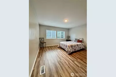 9065 Steele Creek Loop NE, Bremerton, WA 98311 - Photo 12