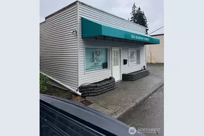 2024 Madison Street, Everett, WA 98203 - Photo 2