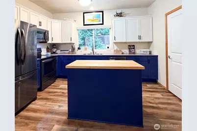 6503 NW Bondale Lane, Silverdale, WA 98383 - Photo 4