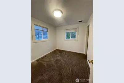 903 Howard Street, Raymond, WA 98577 - Photo 6