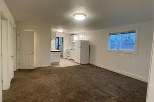 903 Howard St, Raymond, WA 98577 - Photo 2