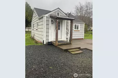 903 Howard Street, Raymond, WA 98577 - Photo 1