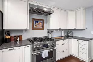 11410 Gravelly Lake Dr SW, Lakewood, WA 98499 - Photo 12