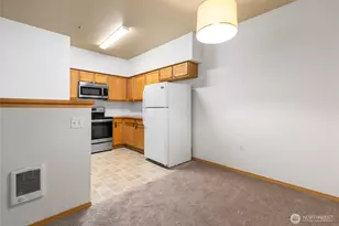 10109 186 St E, Puyallup, WA 98375 - Photo 6