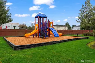 10109 186 St E, Puyallup, WA 98375 - Photo 16