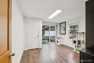 23716 Locust Wy, Bothell, WA 98021 - Photo 18