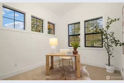 818 165th Avenue NE, Bellevue, WA 98008 - Photo 12